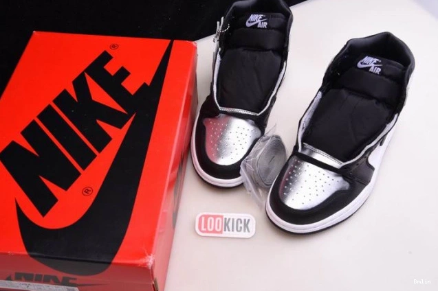 Bmlin Shoes HIGH 1 TOE JORDAN WMNS OG SILVER AIR CD0461-001 0803